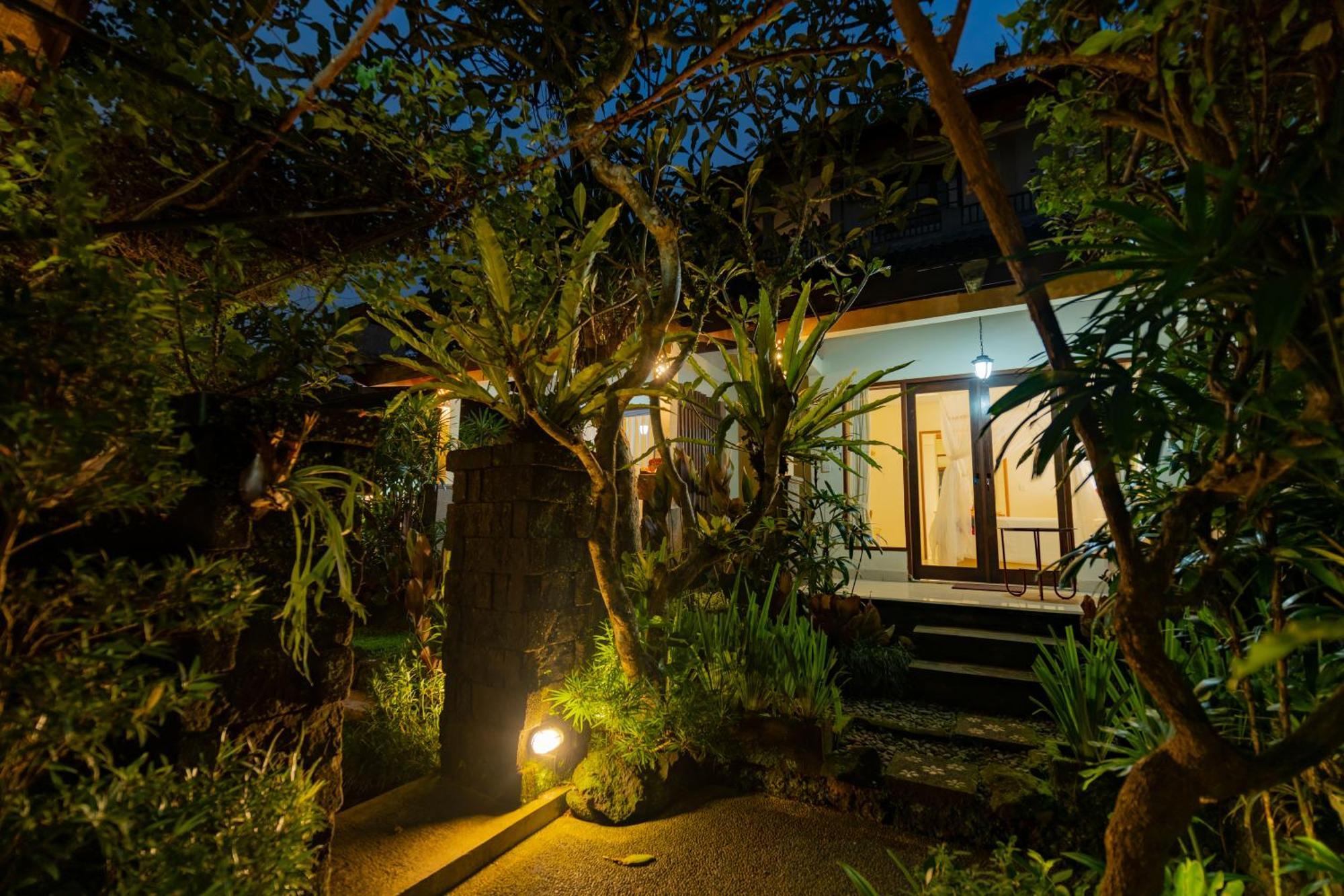 Desak Putu Putra Hidden Hotel Ubud  Bagian luar foto